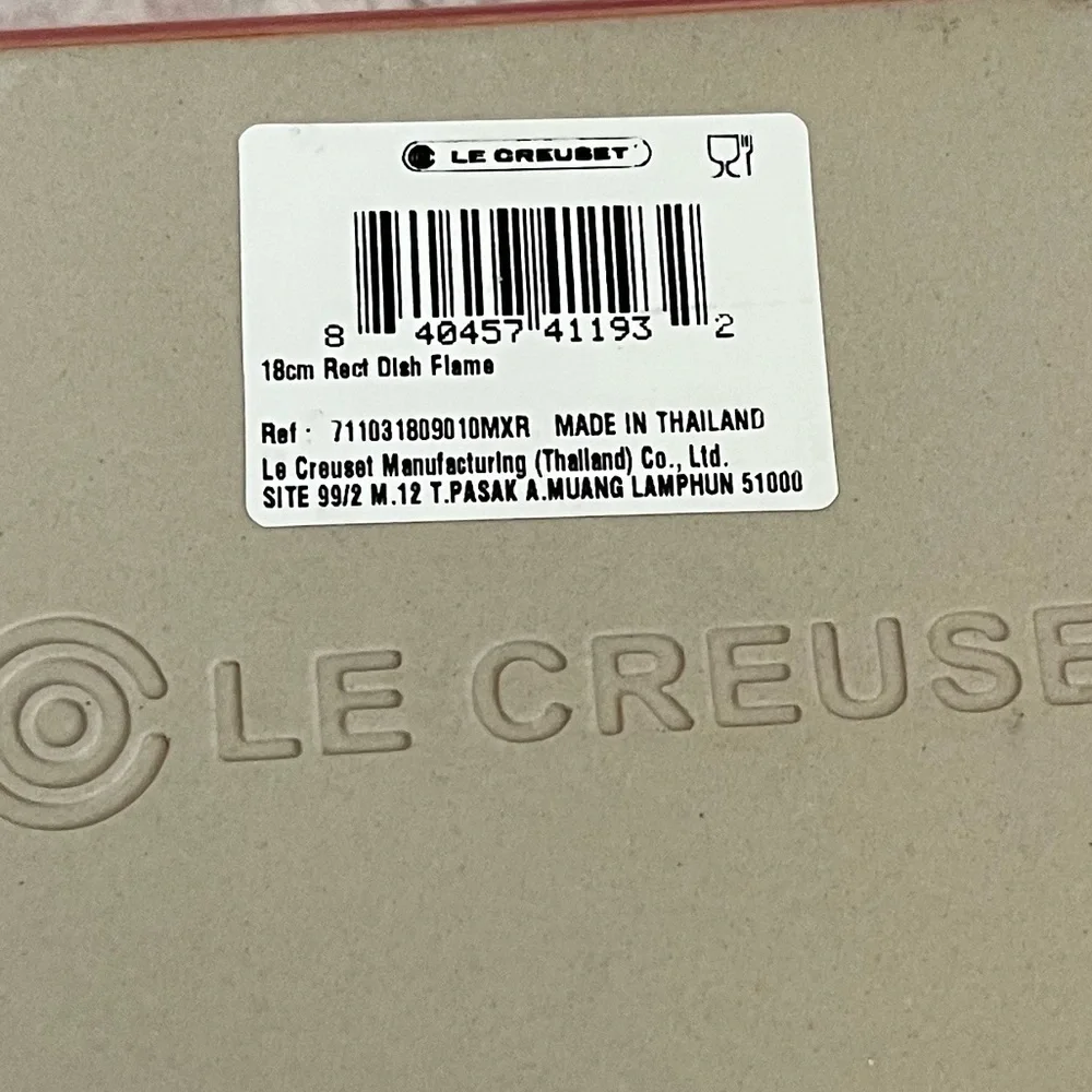 Le Creuset Rectangular Dish Flame 18cm NEW